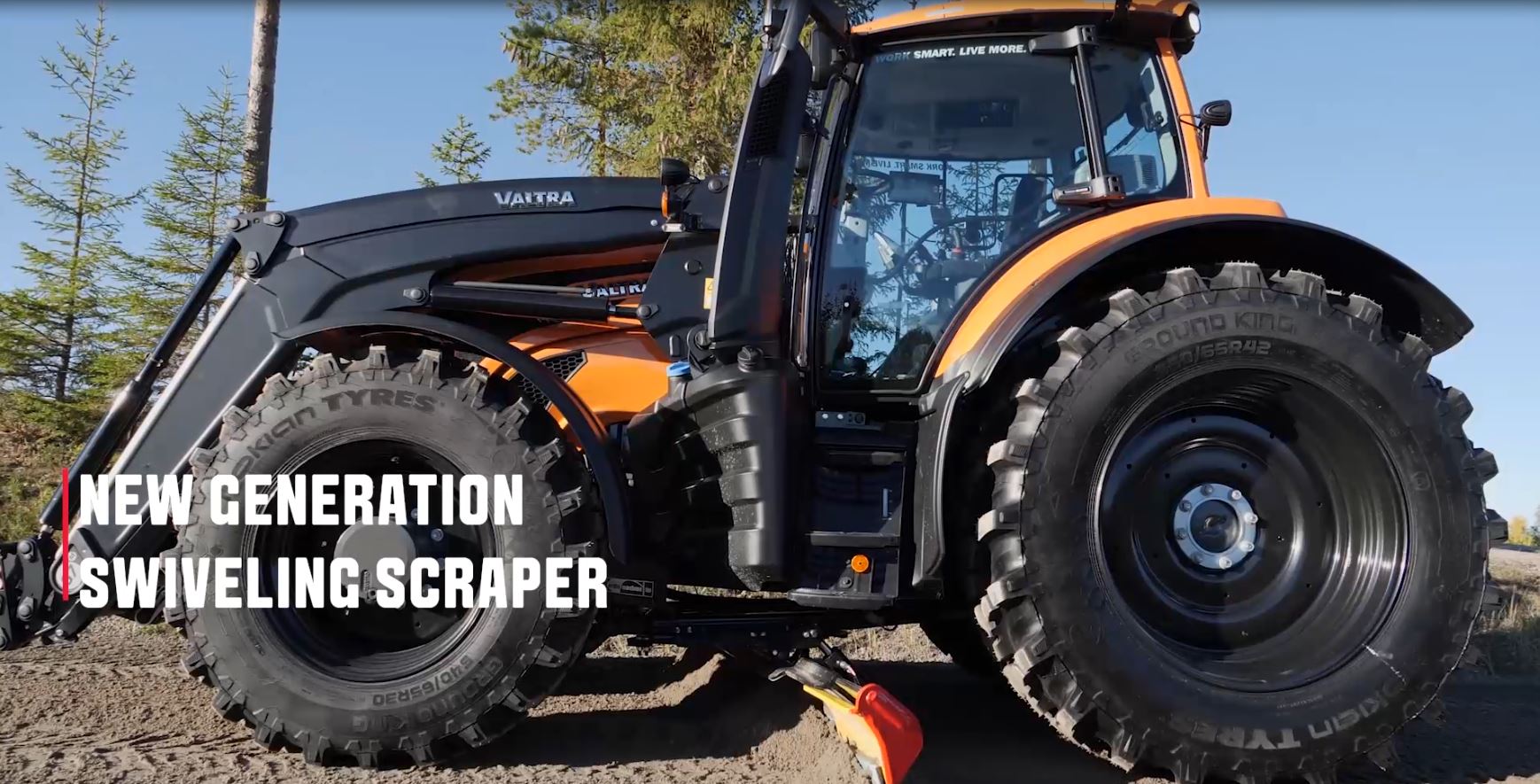 Valtra Unlimited tractors for municipalities: Arctic Machine swivelling scraper video